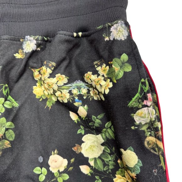 Akoo Root Shorts (L) - Picture 4 of 9